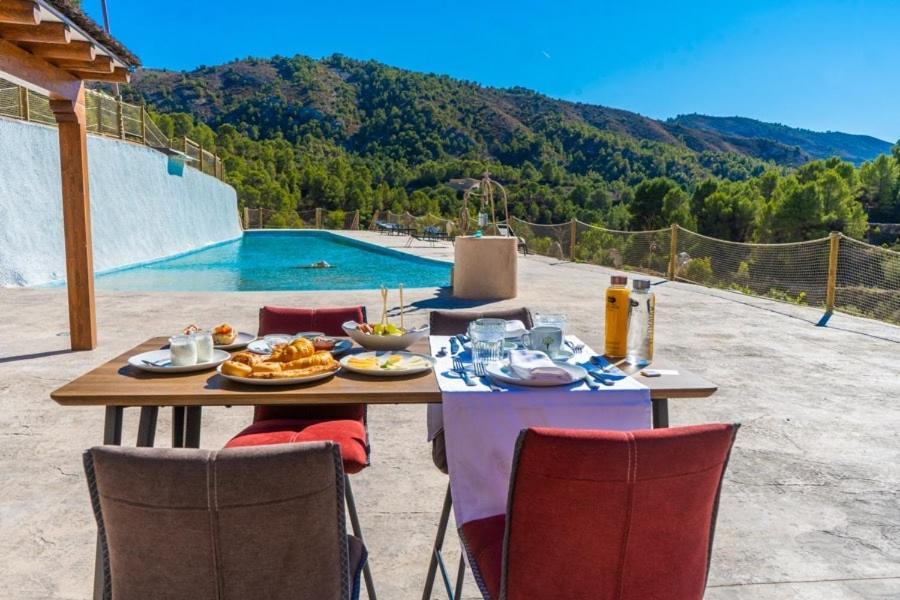 Foies De Baix Hotel Relleu